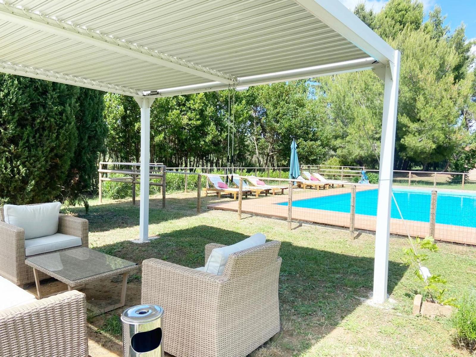 Relais Casale Il Poggetto - Olivo 1 By Zoom In Earth Apartman Cecina  Kültér fotó